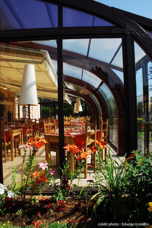 Les Hirondelles Hotel Orcines Buitenkant foto