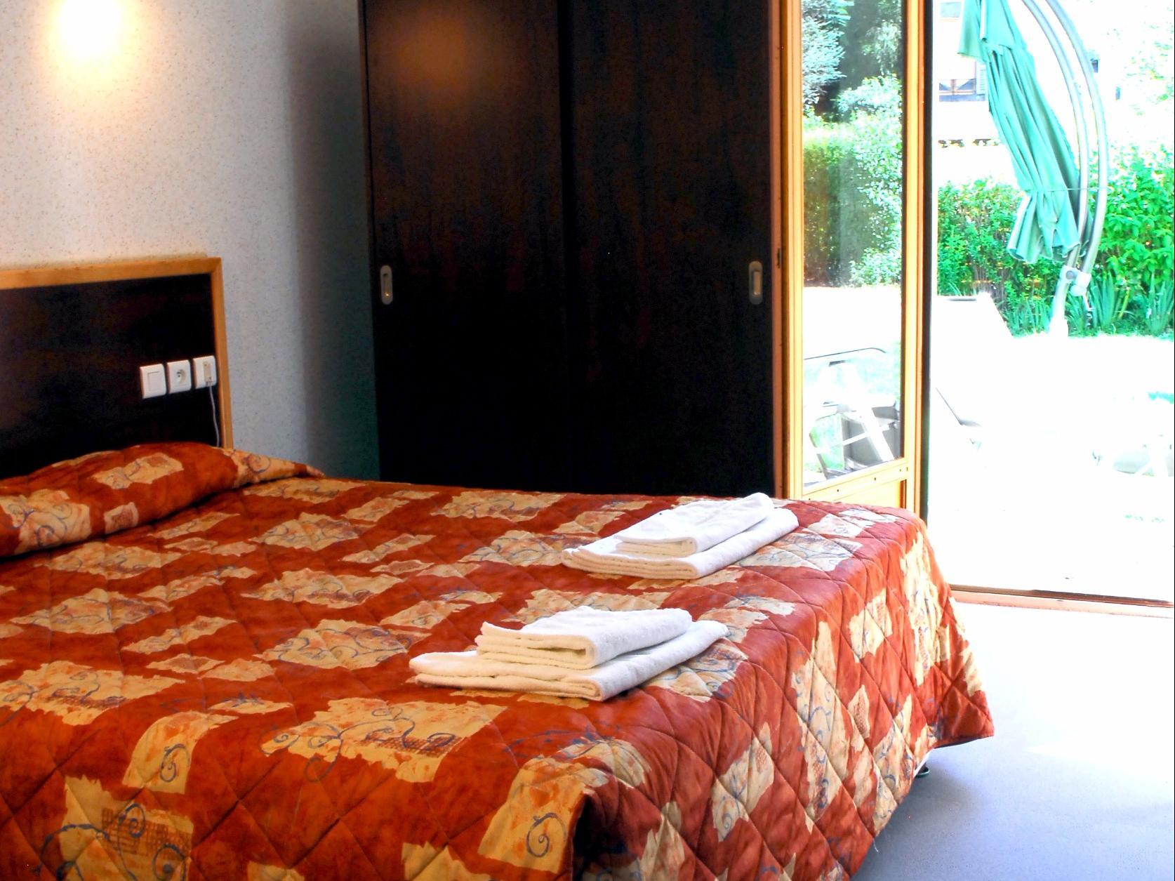 Les Hirondelles Hotel Orcines Buitenkant foto