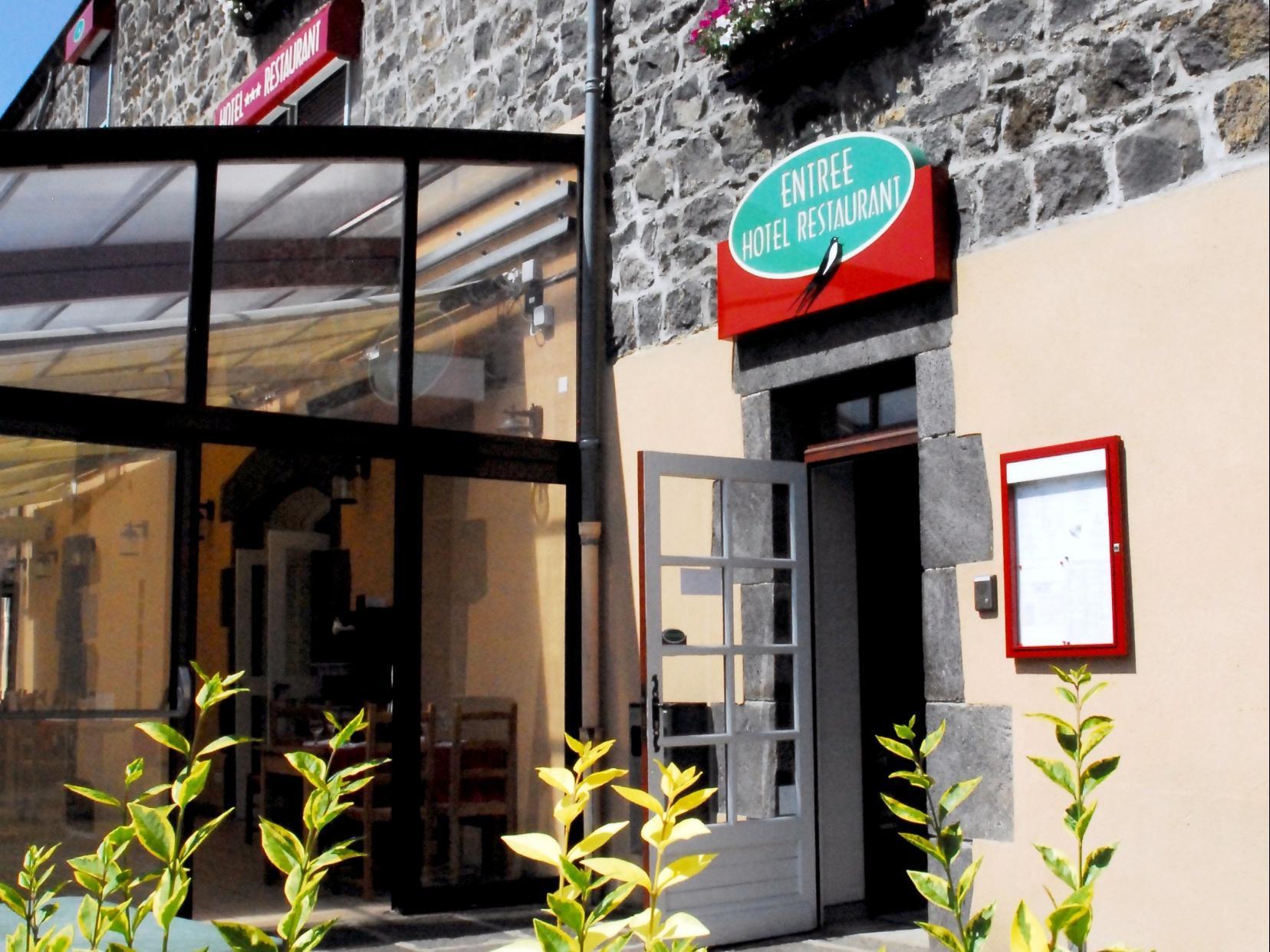 Les Hirondelles Hotel Orcines Buitenkant foto